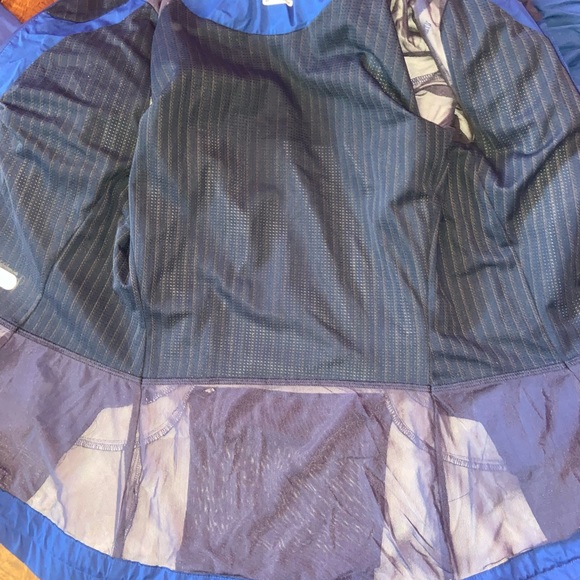 Lululemon running jacket - Picture 2 of 3